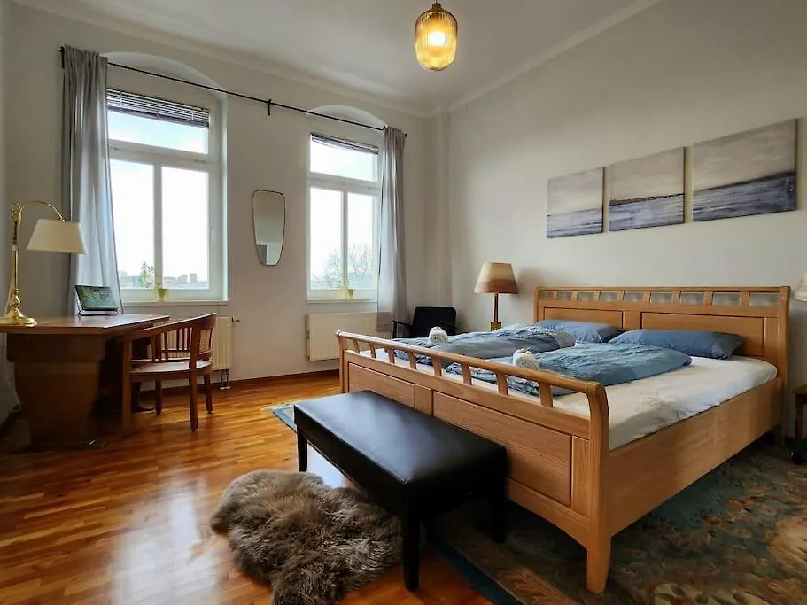 Apartment 4 Raum Wohnung Mit Balkon Auf 120Sqm In Top Lage Dresden